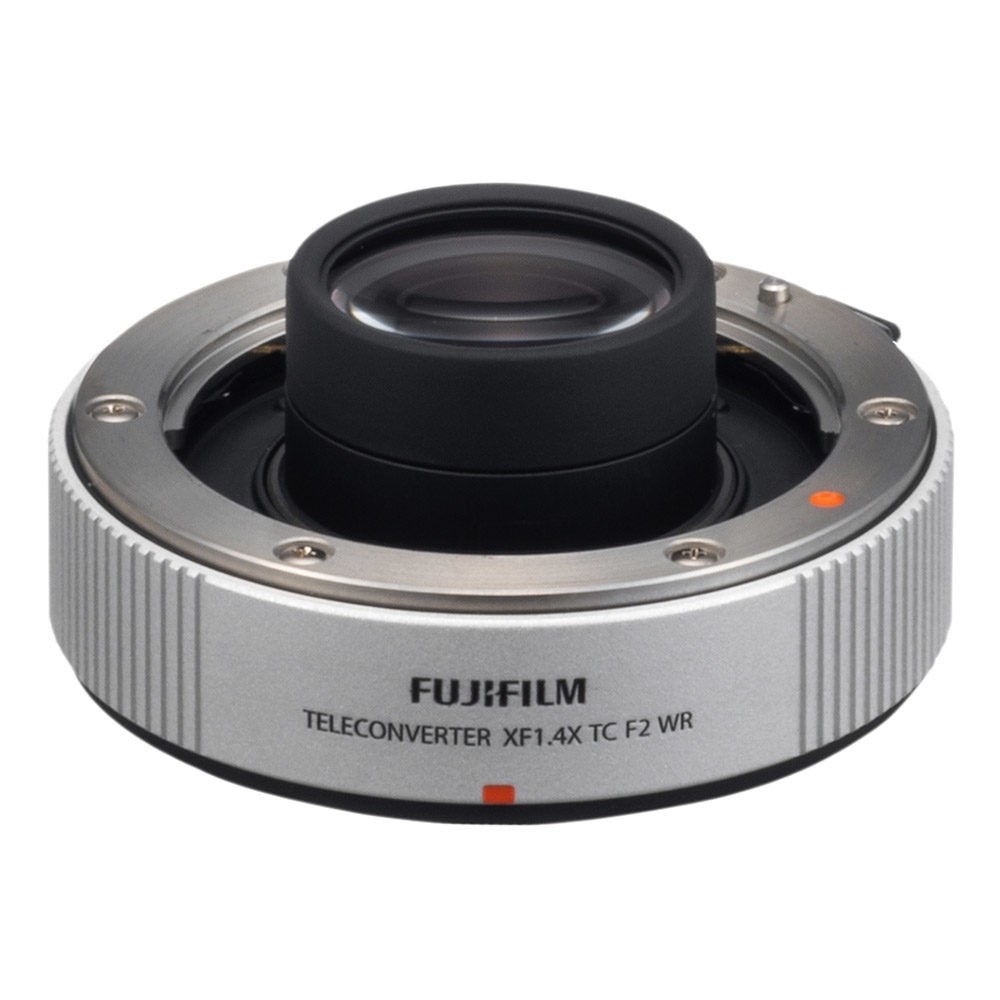Fujifilm XF200mm f/2.0 R LM OIS WR + XF 1.4x F2 TC WR