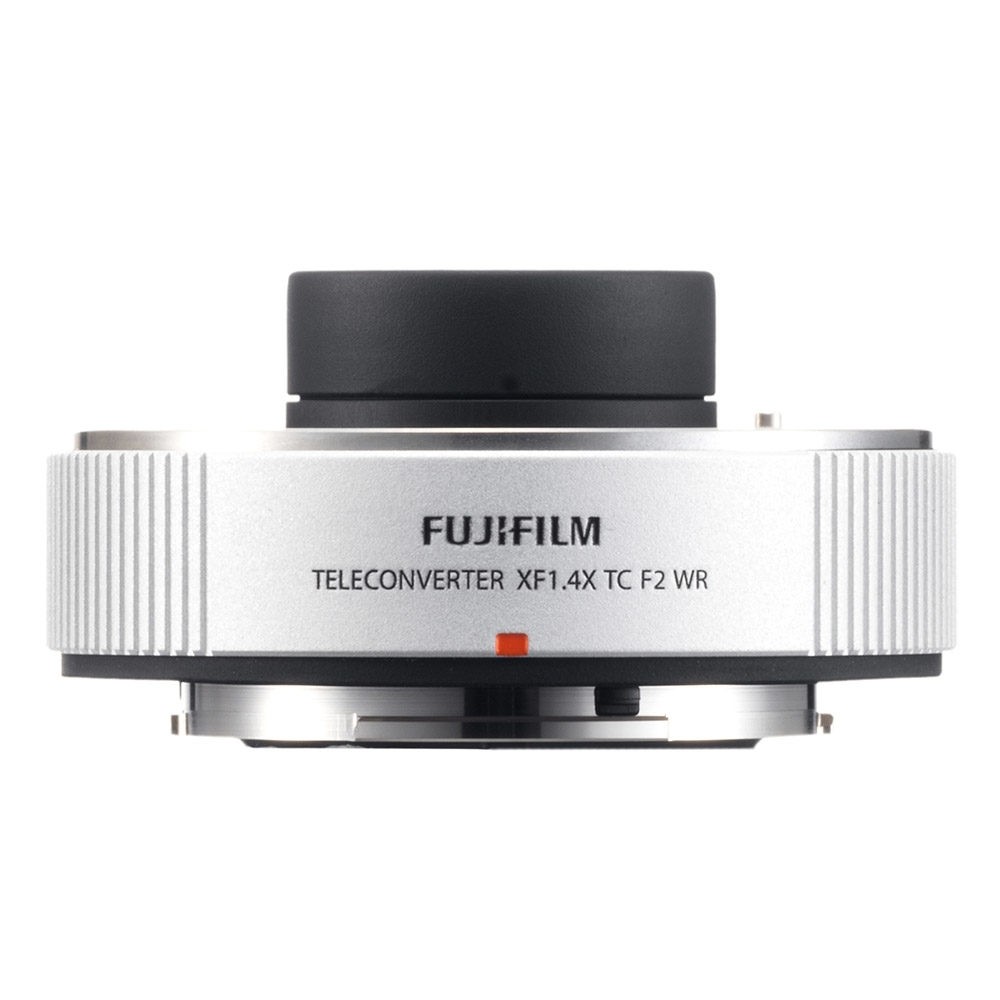 Fujifilm XF200mm f/2.0 R LM OIS WR + XF 1.4x F2 TC WR