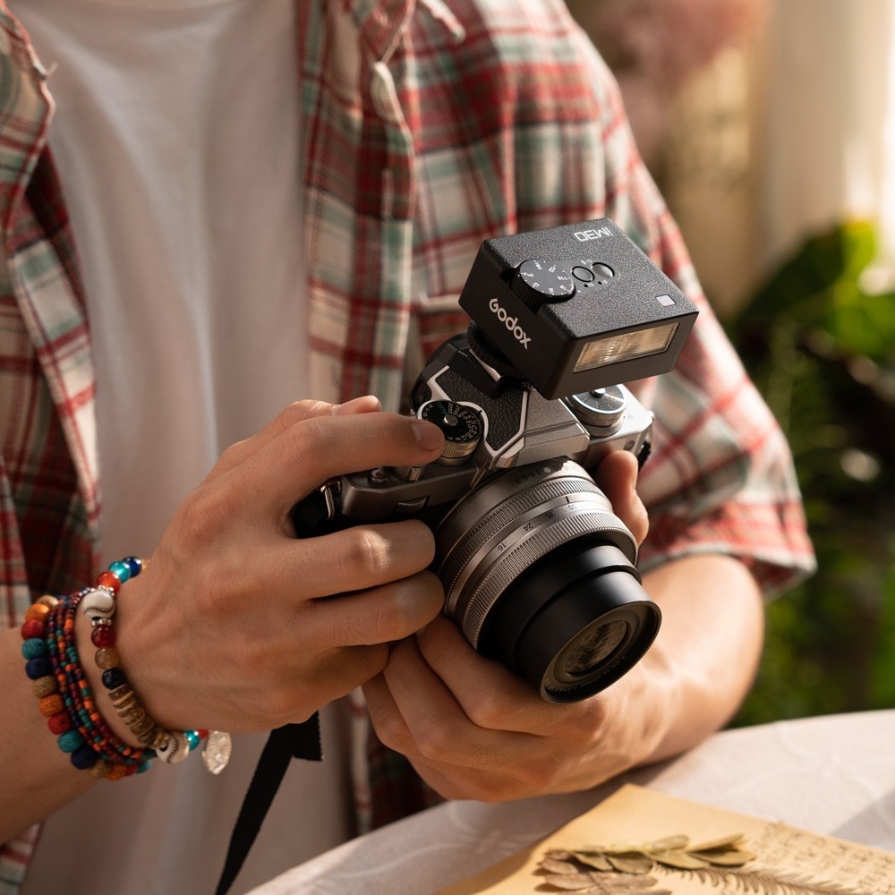 Godox iM30 iFlash Camera Flash 