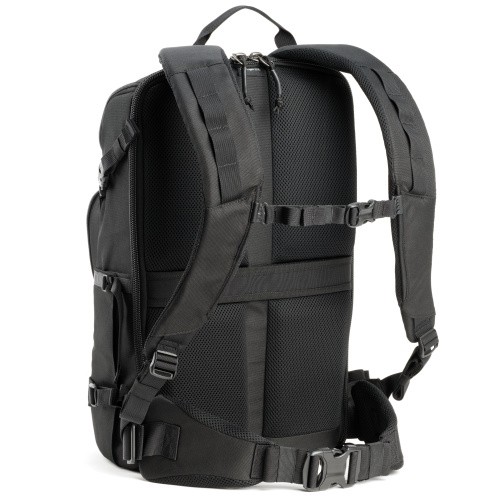 Think Tank DarkLight Backpack 20L - black 