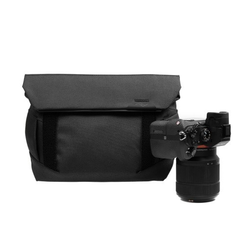 Peak Design Field Pouch Black V2