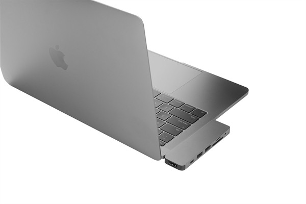 Hyper Solo hub for Macbook & USB-C devices space gray