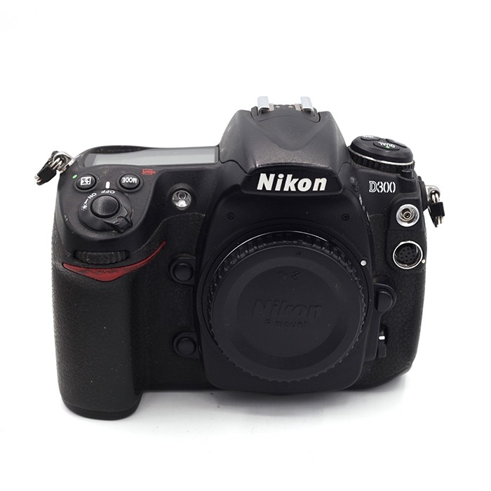 Nikon D300 body occasion (SN: 4058774)