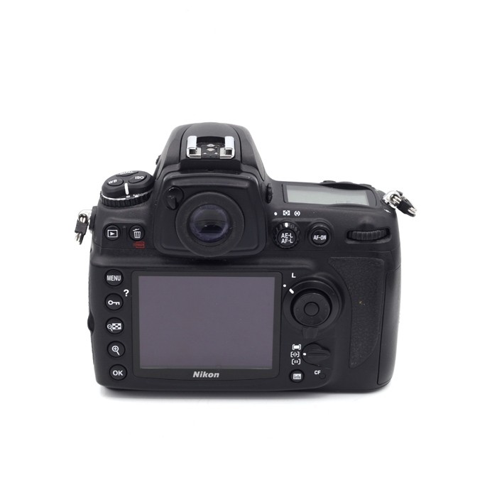 Nikon D700 body occasion ( SN:2383170)