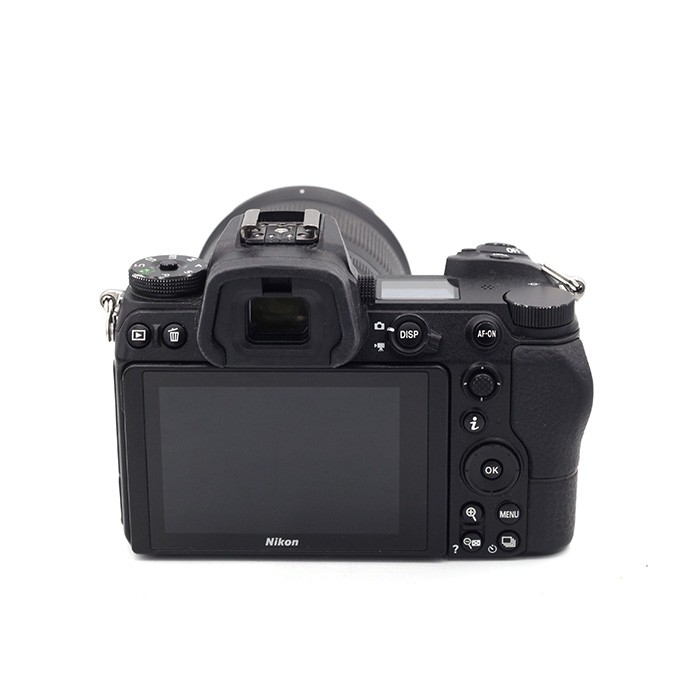 Nikon Z6 + 24-70mm f/4 occasion