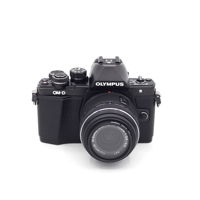 Olympus OM-D E-M10 Mark II + 14-42mm occasion