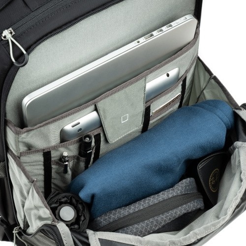 Think Tank BackLight 36L Slate black