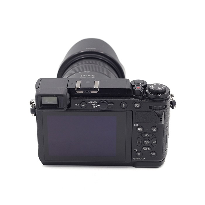 Panasonic DC-GX9 Zwart + 14-140mm Occasion 