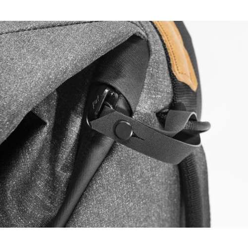 Peak Design backpack 20L v3 - charcoal 