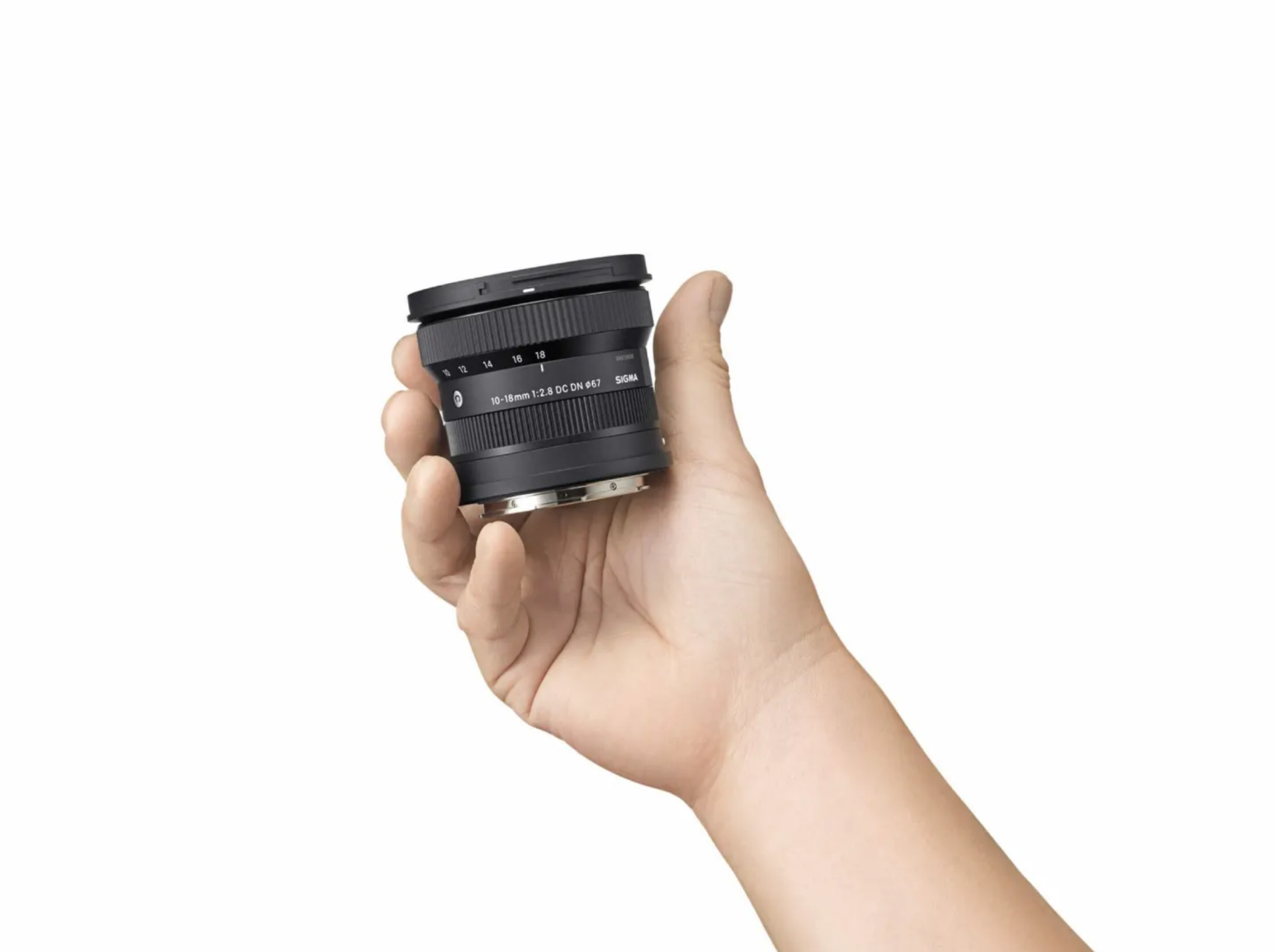 Sigma 10-18mm f/2.8 DC DN voor Canon RF
