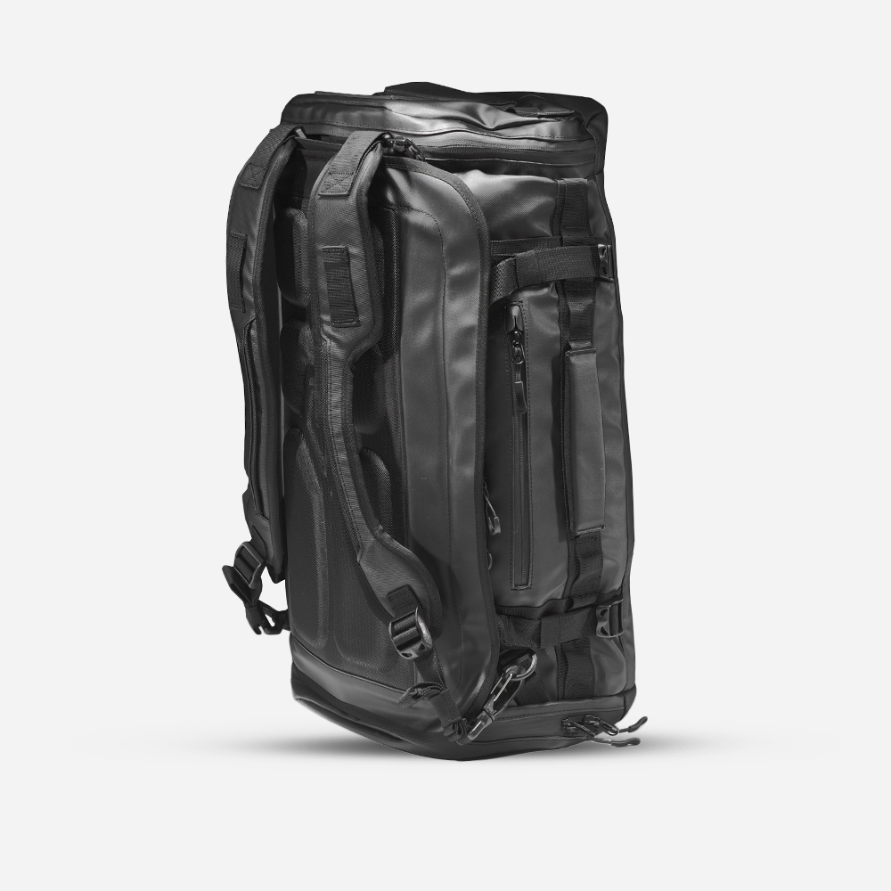 WANDRD HEXAD Carryall Duffel 40-Liter Black