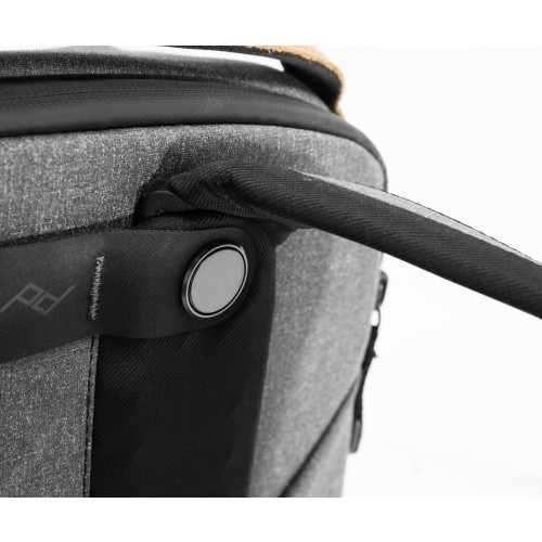 Peak Design backpack 20L v3 - charcoal 