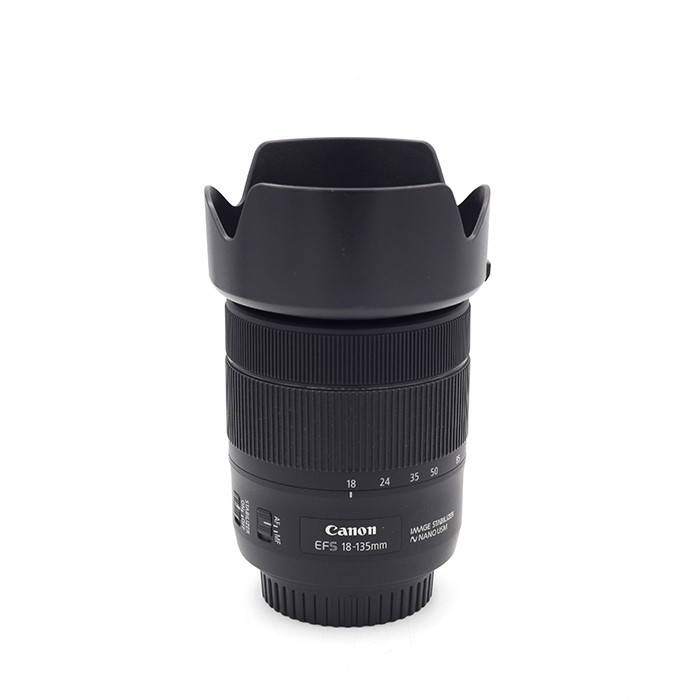 Canon EF-S 18-135mm f/3.5-5.6 IS Nano USM occasion