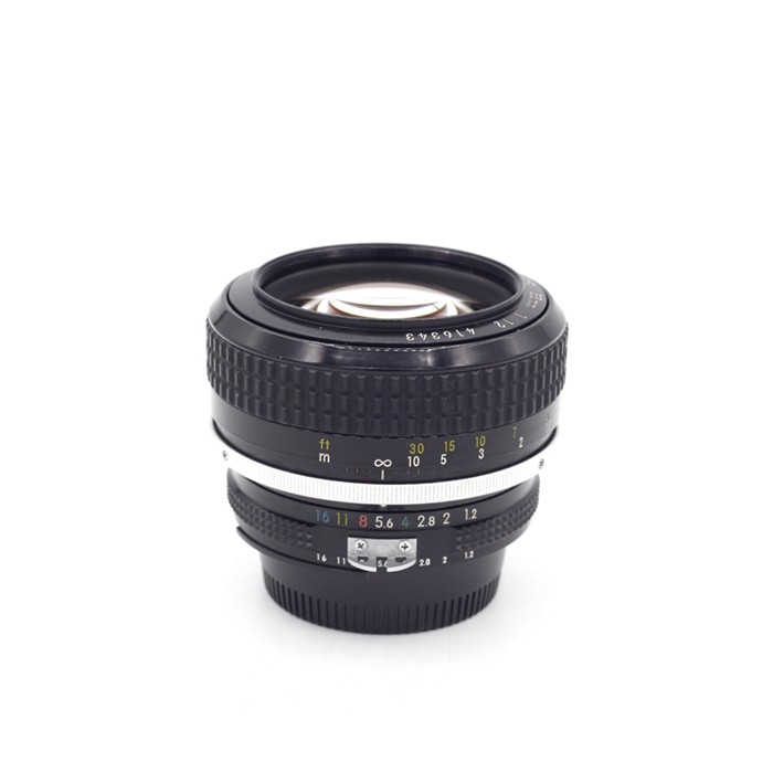 Nikon 55mm f/1.2 occasion