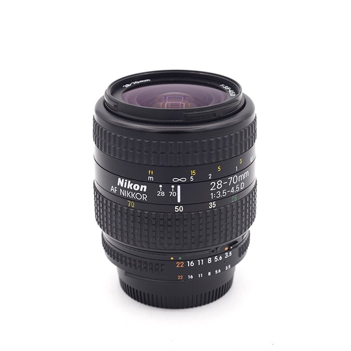 Nikon AF 28-70mm f/3.5-4.5 D occasion