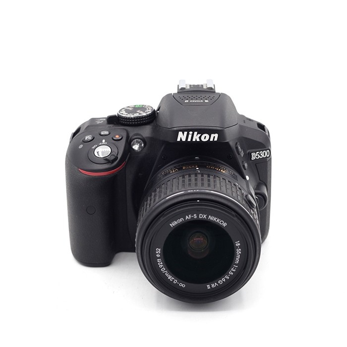 Nikon D5300 + AF-P 18-55mm occasion