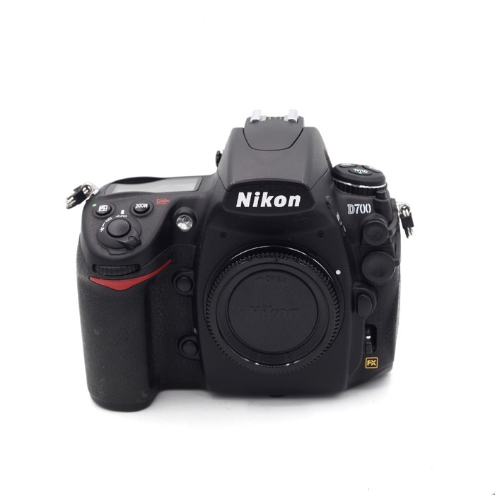 Nikon D700 body occasion ( SN:2383170)