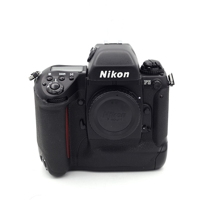 Nikon F5 Body occasion (sn: 3039183)