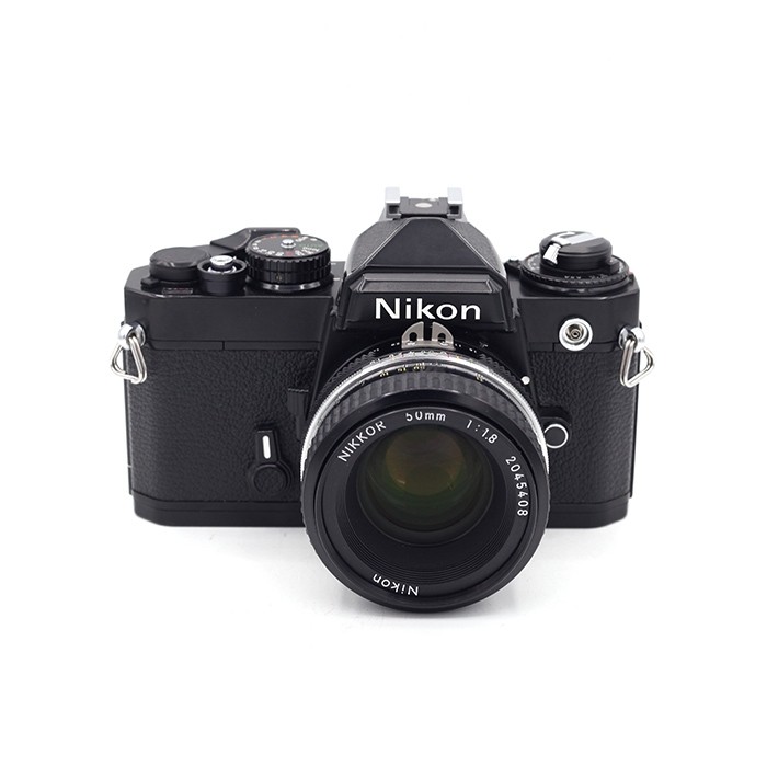 Nikon FE + 50mm f/1.8 occasion