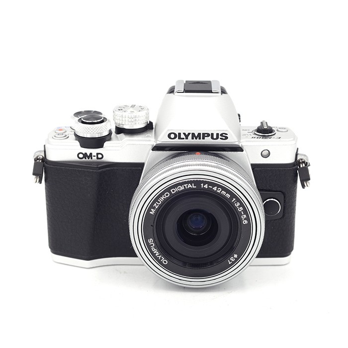 Olympus OM-D E-M10 Mark II + 14-42mm occasion