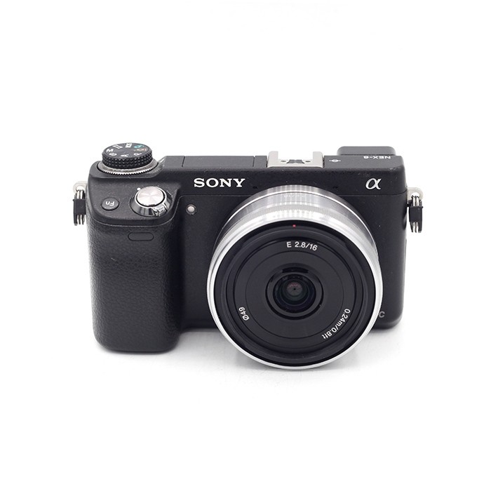 Sony NEX-6 + E 16mm f/2.8 occasion